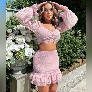 SHEIN SXY Swiss Dot Ruched Bust Flounce Sleeve Crop
Top & Ruffle Hem Skirt set